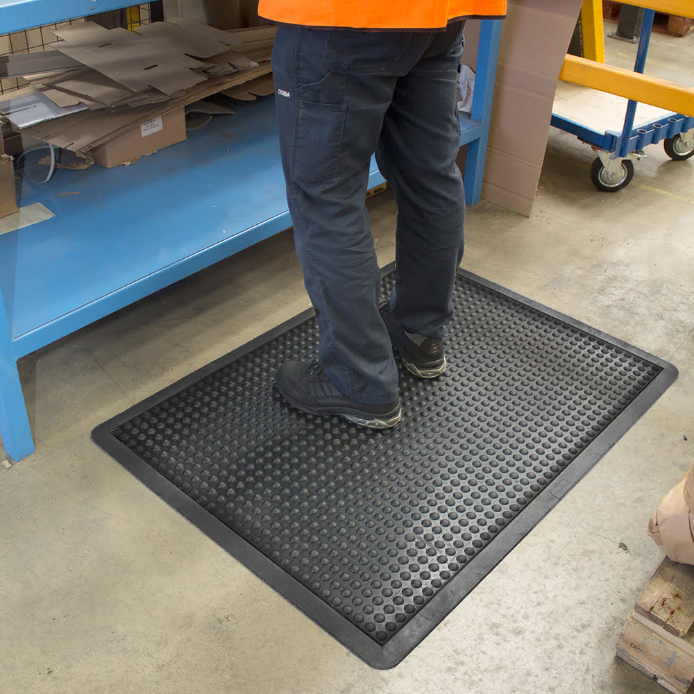 af-bubblemat-workplace-matting-black-2