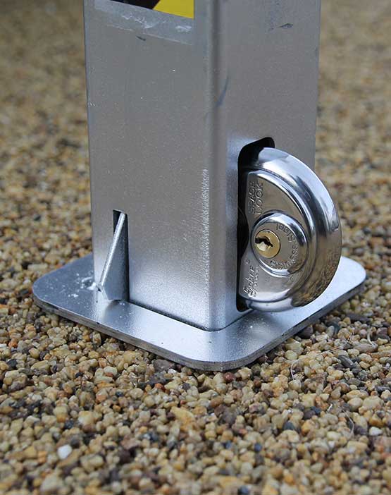 secure-products-autolok-heavy-duty-telescopic-post-5