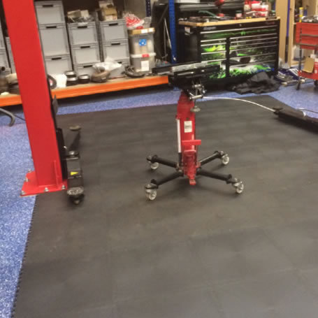 heavy-duty-interlocking-floor-tiles-1