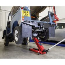 Sealey Trolley Jack 2tonne High Lift Low Entry High Lift & Low Entry Workplace Stuff UK Sealey Trolley Jack 2tonne High Lift Low Entry High Lift & Low Entry Workplace Stuff UK