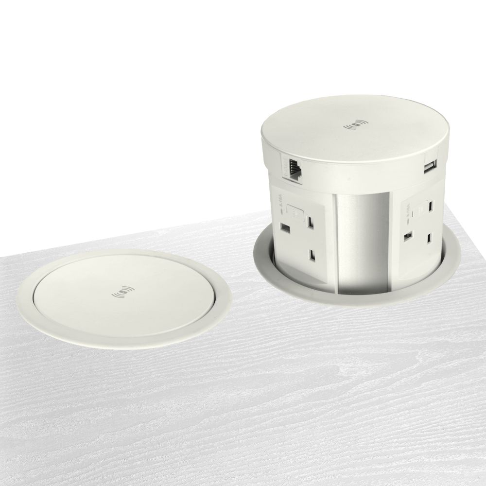 PP107S3U2QHLW_in_desk