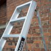 industrial-professional-swingback-step-ladder-02