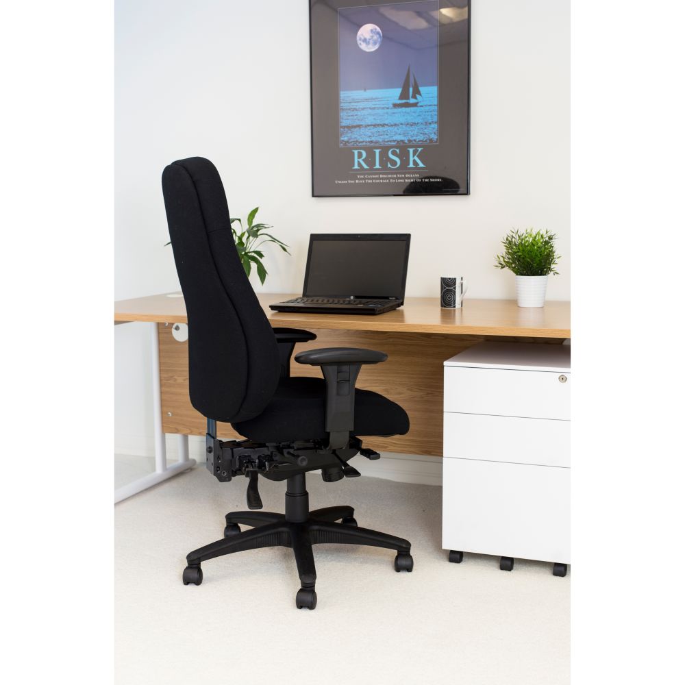 CH1111BK_ROOM_2