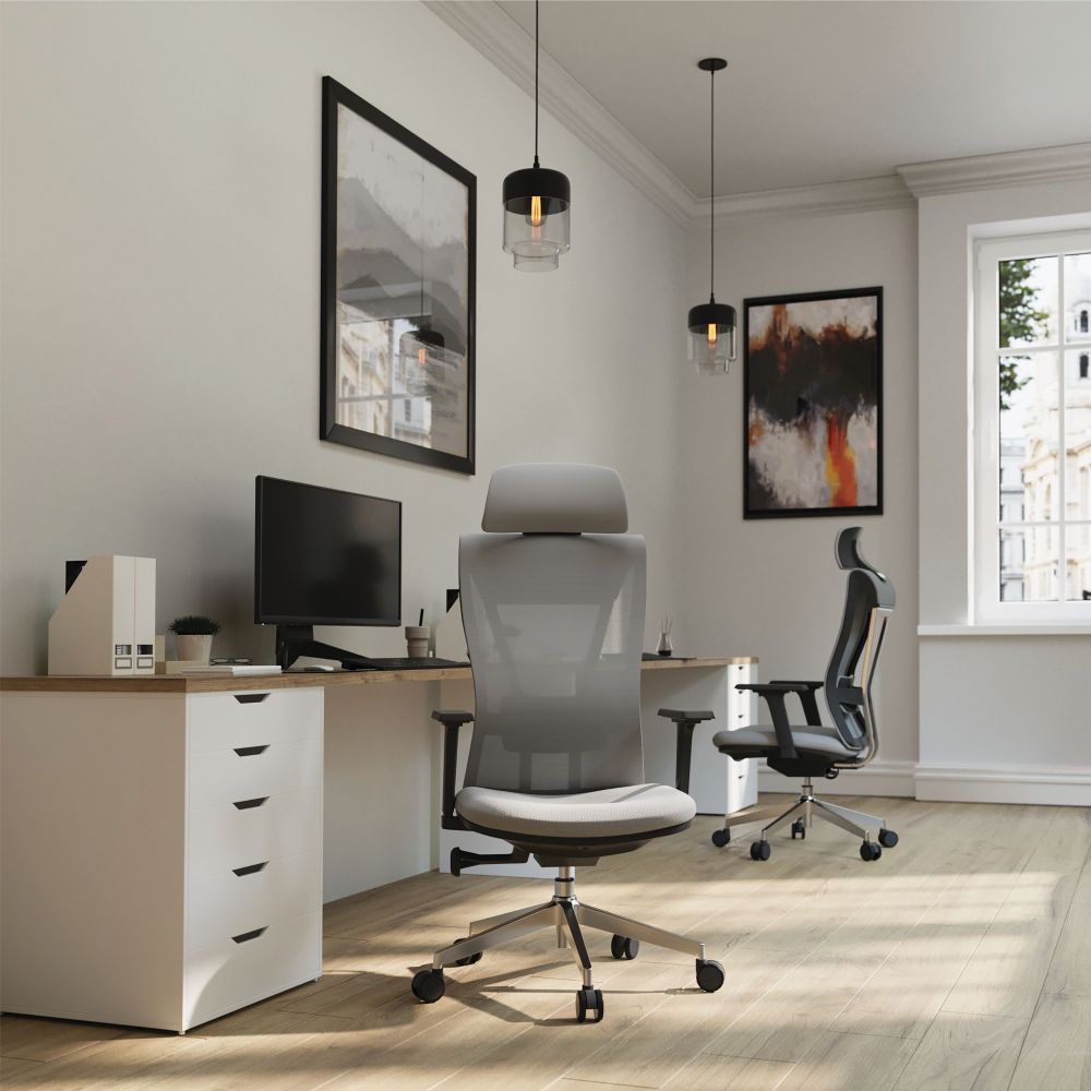 BCM M355 GY MORITZ LIFESTYLE 2