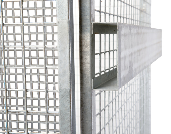 armorgard-tuffcage-folding-one-piece-gas-cage-3